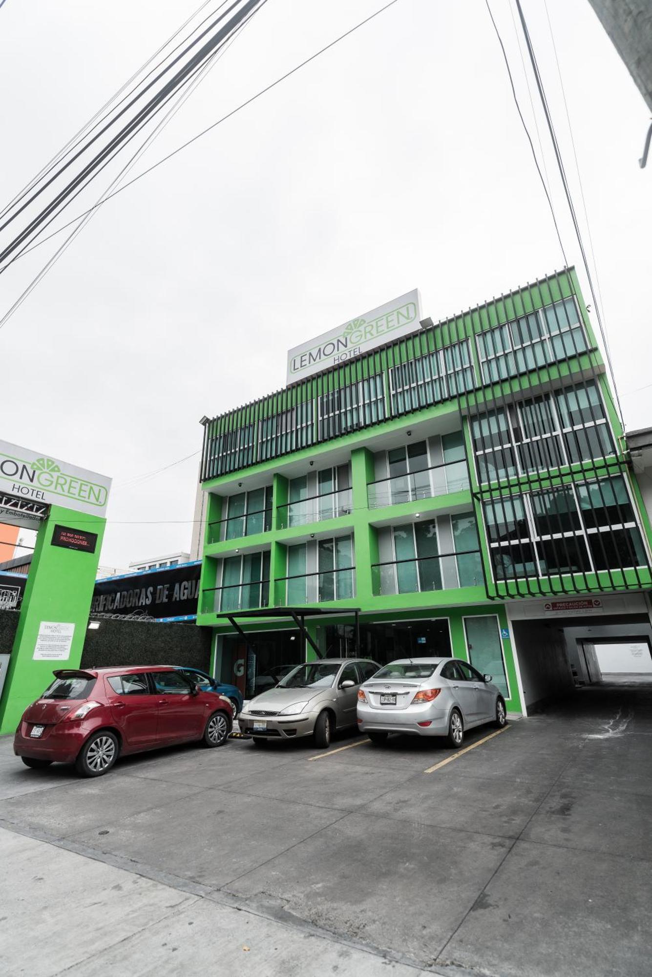 Hotel Lemon Green -Zona Expo Frente Al Centro De Convenciones غوادالاجارا المظهر الخارجي الصورة