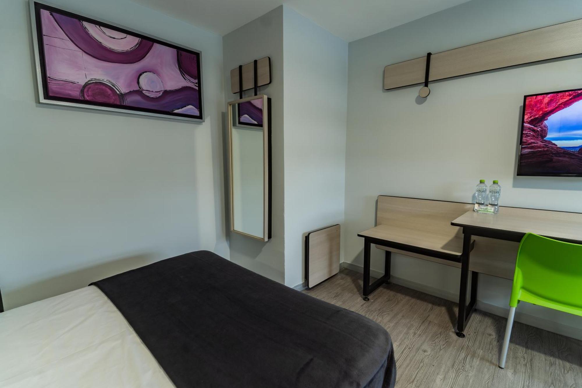 Hotel Lemon Green -Zona Expo Frente Al Centro De Convenciones غوادالاجارا المظهر الخارجي الصورة