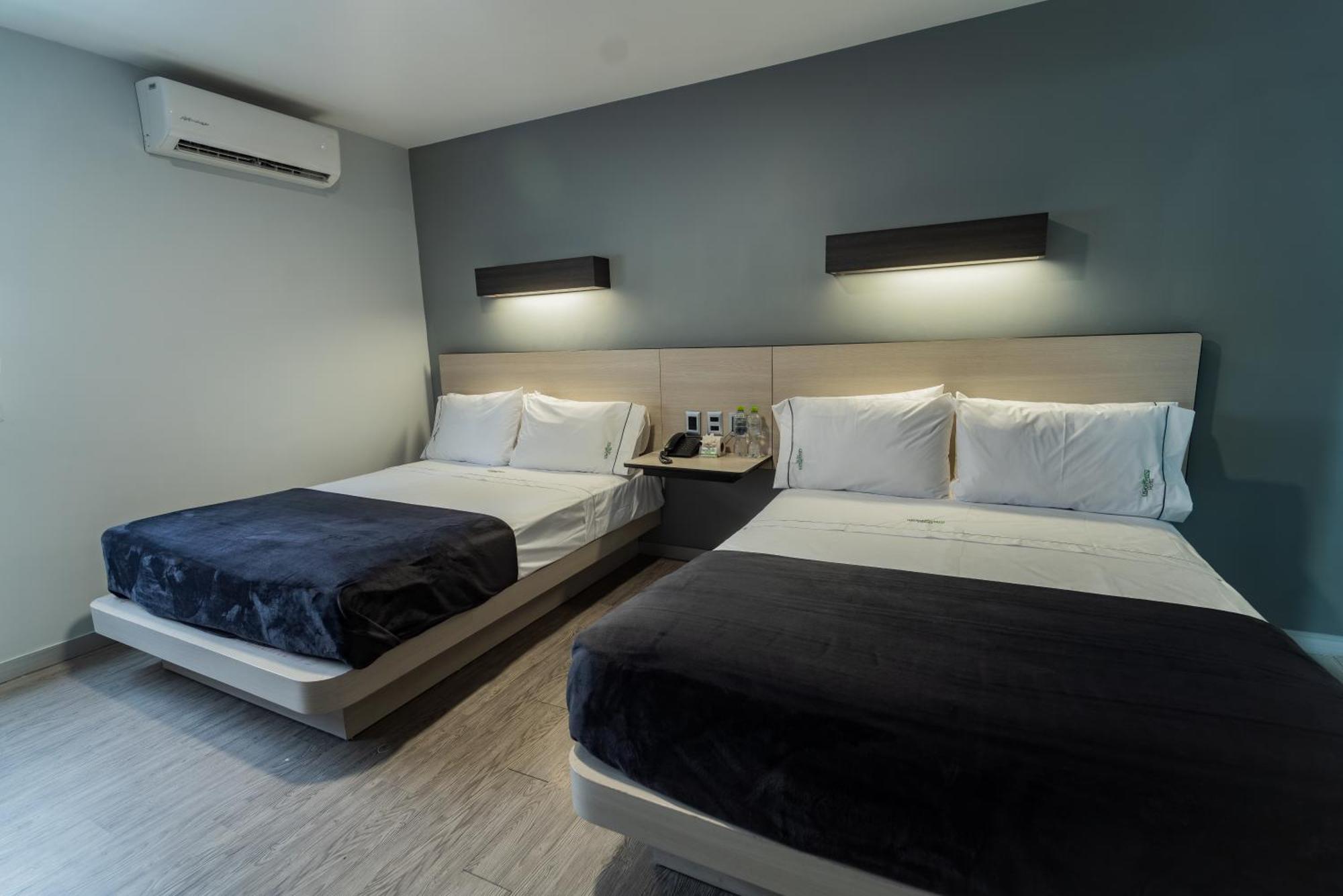 Hotel Lemon Green -Zona Expo Frente Al Centro De Convenciones غوادالاجارا المظهر الخارجي الصورة