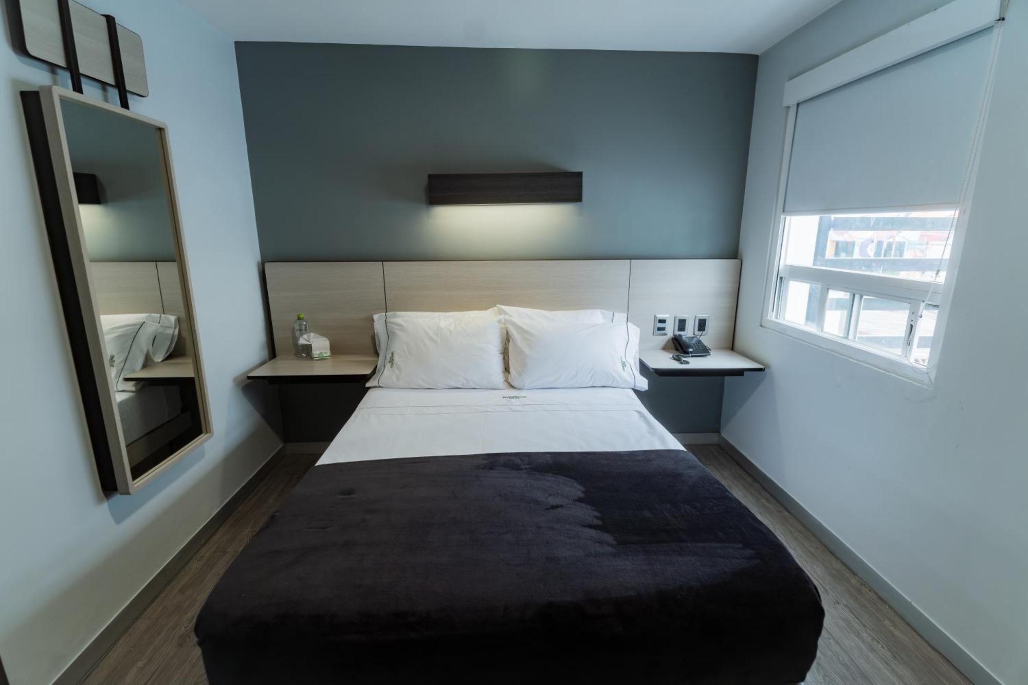 Hotel Lemon Green -Zona Expo Frente Al Centro De Convenciones غوادالاجارا المظهر الخارجي الصورة