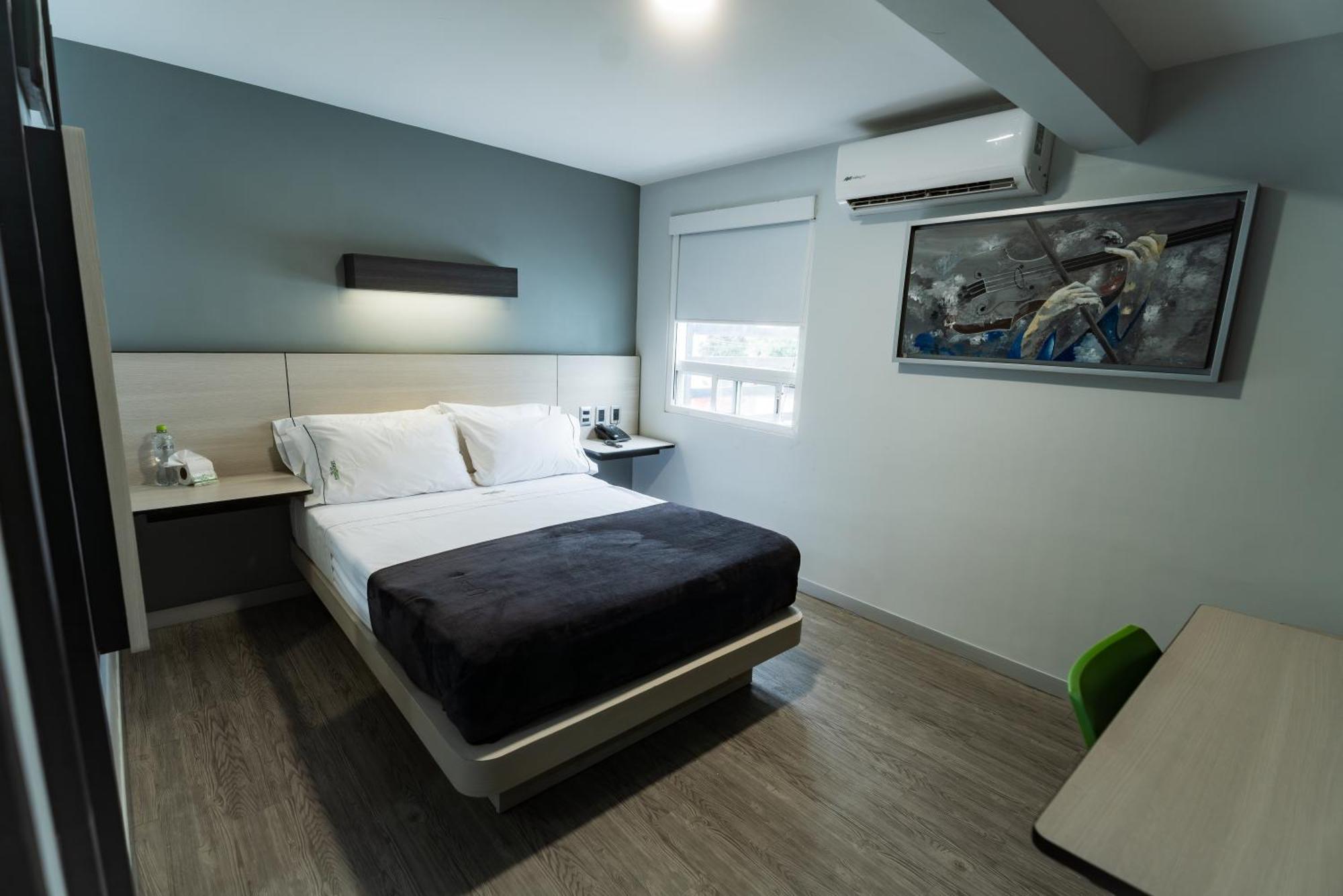 Hotel Lemon Green -Zona Expo Frente Al Centro De Convenciones غوادالاجارا المظهر الخارجي الصورة