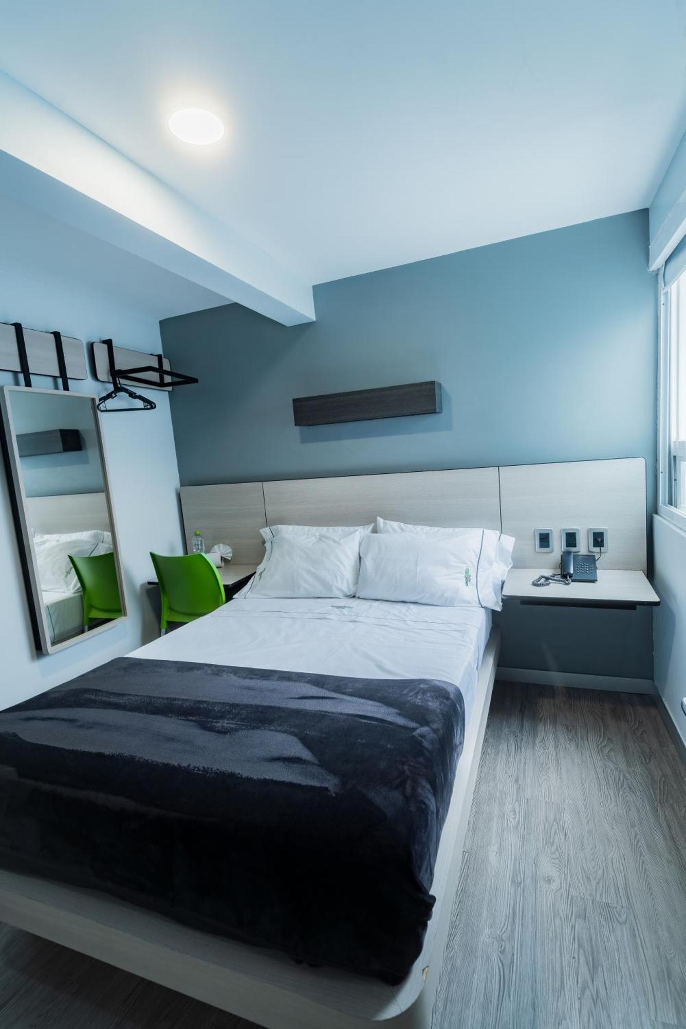 Hotel Lemon Green -Zona Expo Frente Al Centro De Convenciones غوادالاجارا المظهر الخارجي الصورة